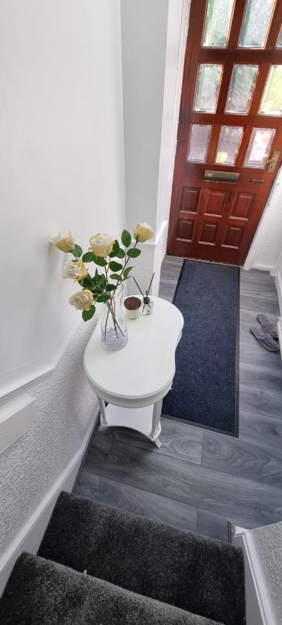 Centrally Located W/ Free Parking & Smart Tv Leeds  Exteriér fotografie