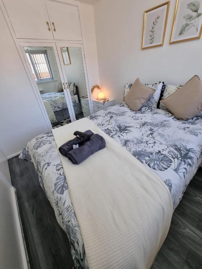 Centrally Located W/ Free Parking & Smart Tv Leeds  Exteriér fotografie